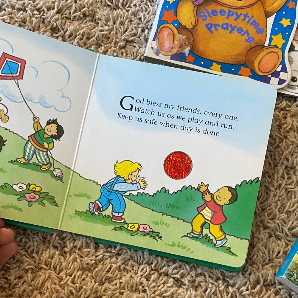 Children's Religious Book Collection - Picture 5 of 15